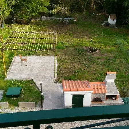 The Green House * Ne